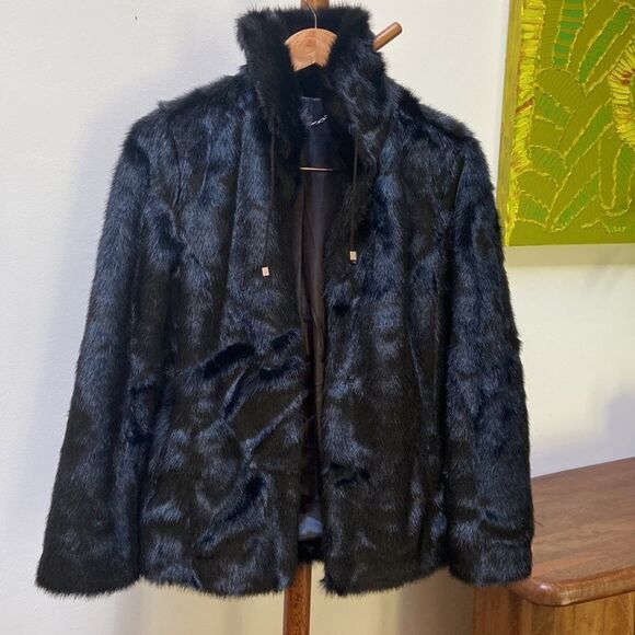 Chico’s Black Label Faux Fur Jacket - Picture 10 of 12